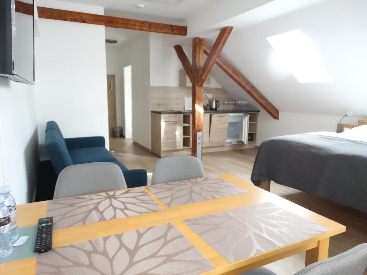 Hotel Garni Villa Areka Чески-Крумлов Экстерьер фото